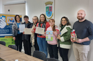 ALUNOS RECEBEM CERTIFICADOS DE PARTICIPAÇÃO E DESTAQUE NO CONCURSO MUNICIPAL ESCOLAR DE CIDADANIA FISCAL – EDIÇÃO 2024