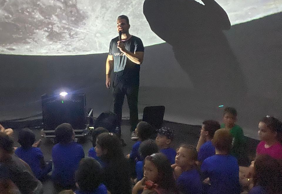 Urânia Planetário é atração no início do ano letivo na rede municipal de ensino de Rodeio Bonito
