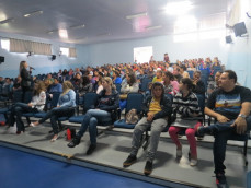 PALESTRA PARA BENEFICIÁRIO DO BOLSA FAMÍLIA É REALIZADA