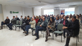 ACI REALIZA CAFÉ PALESTRA