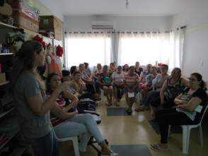 ENCONTRO COM A NUTRICIONISTA É OFERECIDO PELO CRAS