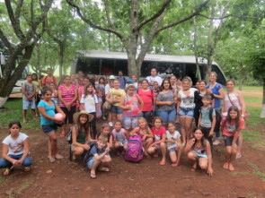 PASSEIO COM ALUNOS DAS OFICINAS DO CRAS É REALIZADO