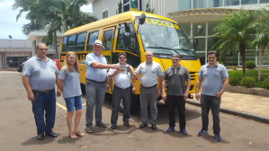 MUNICÍPIO RECEBE MICRO-ÔNIBUS