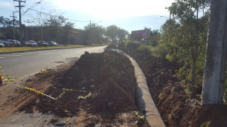 OBRAS NO ACESSO PRINCIPAL DA CIDADE