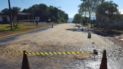 OBRA ESTÁ SENDO REALIZADA NA AVENIDA DO COMÉRCIO