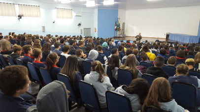 37º BPM DESENVOLVE TRABALHO NAS ESCOLAS 